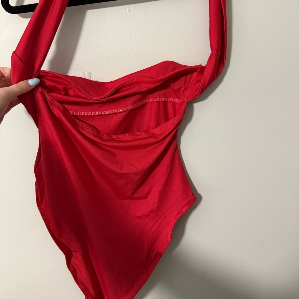 NWOT Shein Red Backless Bodysuit - Picture 5 of 6